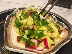 樱桃萝卜拍黄瓜-殷式·私房烧烤·羊蝎子火锅(什刹海店)