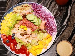 彩虹海鲜沙拉-花见无国界料理(科林楼店)