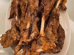 烤羊腿-那达慕蒙古风味酒楼