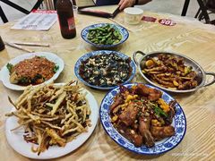 -江城燕子大排档(江汉路步行街店)