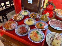 -蓝田九大碗民俗食府(蓝田店)