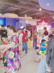 点击看大图 -Lucky Star幸运星&一同潮玩(友阿国际广场店)