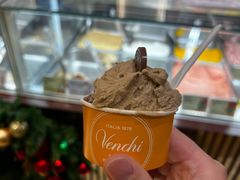 -VENCHI 闻绮(北京国贸商城店)