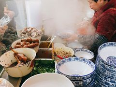 -叶新小吃店(来凤小区总店)