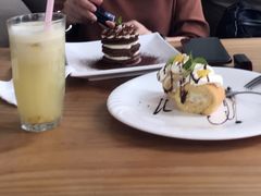 -MOMENT湖景餐厅(解放路店)