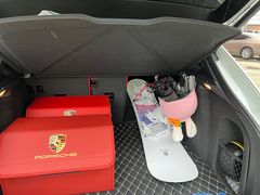 -乔波室内滑雪场