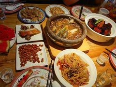 白洋淀石锅嘎鱼-小放牛炒菜馆(中山路乐汇城店)