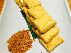 香煎石屏豆腐-云海肴·汽锅鸡·云南菜(天津国金汇店)
