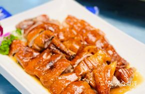 Litchi Wood Steamed Goose
