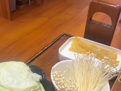 -沸炉重庆老火锅(军事博物馆店)