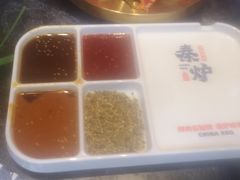 -秦炉烤肉(财富中心店)