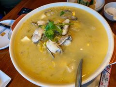 酸菜海蛎子锅-奕景小馆·地道大连菜(恒隆广场店)