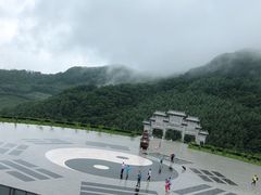 -九鼎铁刹山风景区