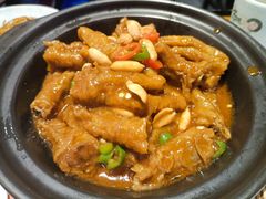 招牌脱骨凤爪-京城小江南·北京烤鸭·江南土菜·白鱼(中关村店)