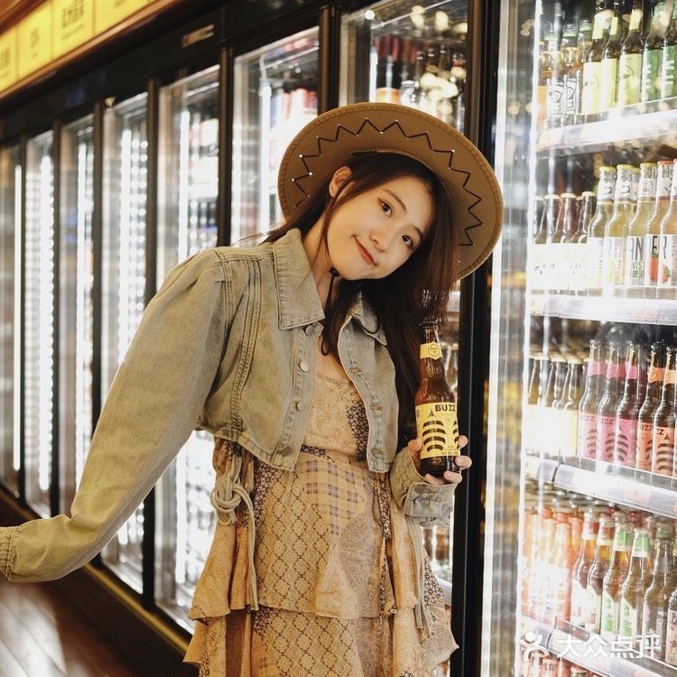 广州探店|美式复古餐吧&酒水博物馆🍻