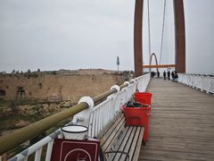-波浪谷