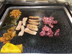 猪雪花/牛里脊-金顺韩式烤肉·网红烤肉店(广利路店)