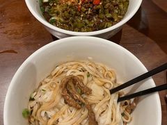 -矮子粉店1985·长沙米粉(湘春路店)