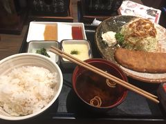 -牛かつもと村(原宿店)