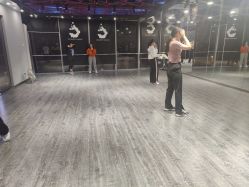 -泫舞舞蹈工作室