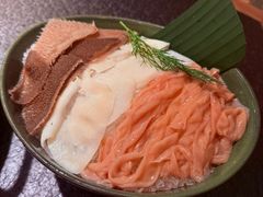 -三出山火锅(万象天地店)