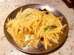 -破瓦寒窑·地摊烤羊排