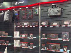 -ROG玩家国度(烟台众诚店)