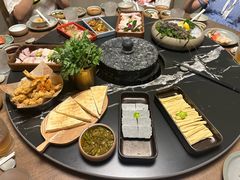 -蘑界·野生菌火锅(深业上城店)