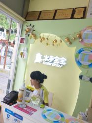 -乐悠游儿童游泳馆(宝安妇幼店)