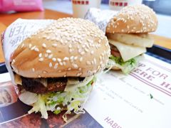 -The Habit Burger Grill 哈比特汉堡(复兴soho店)