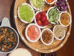 -包整·丝娃娃(一览甲秀楼风景店)