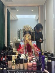 -乐派诗婚纱摄影