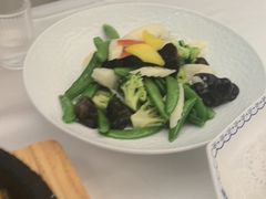 -品海楼·大连海胆锅贴馆(东港店)