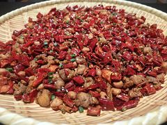 -万重锦·人文川菜馆(骡马市店)