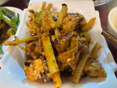 凉拌鸡片-百年粉蒸牛肉