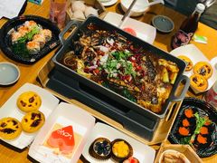 -美食小镇·观赏珍稀鸟类·长隆熊猫酒店