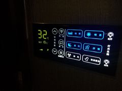 空调及灯控屏-欢乐盛KTV音乐会所(泰然店)