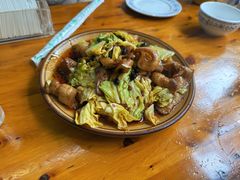 -一品红烧鸭特色川菜(三岔湖店)