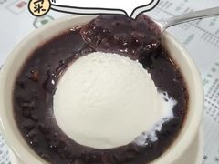 黑糯米和香草雪糕-仁信双皮奶(东川路店)