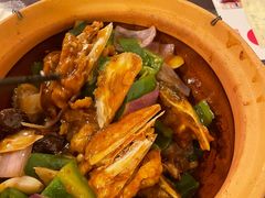 砂锅鱼头煲-紫金食坊(江南西路店)