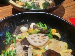 -万记麻辣烫国展总店