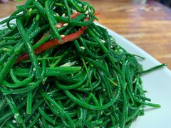 凉拌沙葱-锡林河饭店