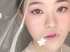 -金夫人化妆摄影职业培训学校