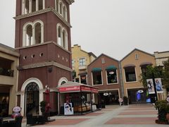 -王府井奥莱临潼小镇(临潼店)