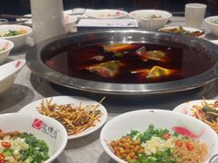 -忘情水鱼头·鲜鱼火锅(滨江中路店)