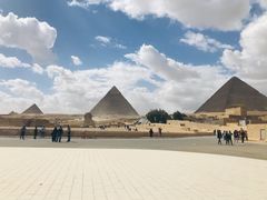 -吉萨金字塔群