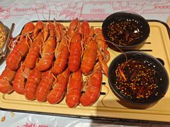 -肥肥虾庄·金牌油焖大虾(汉街SKP店)