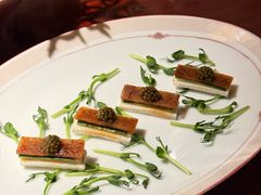 鱼子酱脆皮松板肉-解香楼(八盘岭路店)