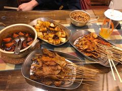 -乐兔串工坊·炖肠(万达店)