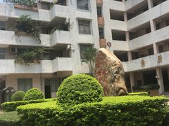 -佛山市华材职业技术学校